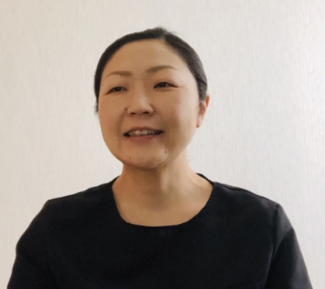 須藤真理亜